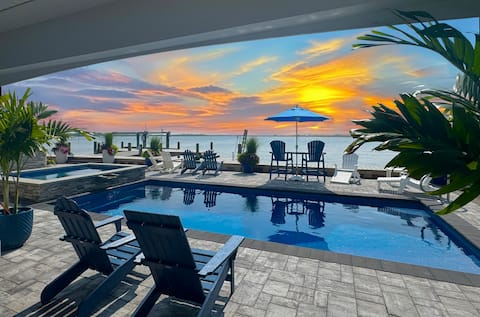 Beach Haven Bayfront w/Pool&Spa