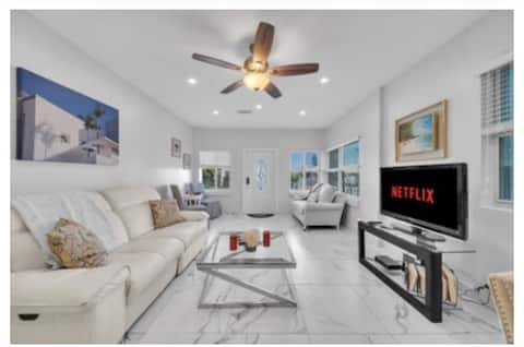 Top performing Airbnb: Cozy 3BR house near Little Havana in Citrus Grove