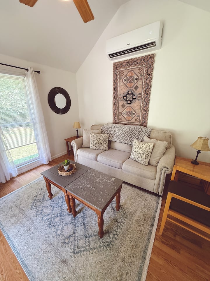 Willow Cottage | Peaceful Mountain Hideaway - Lookout Mountain, GA