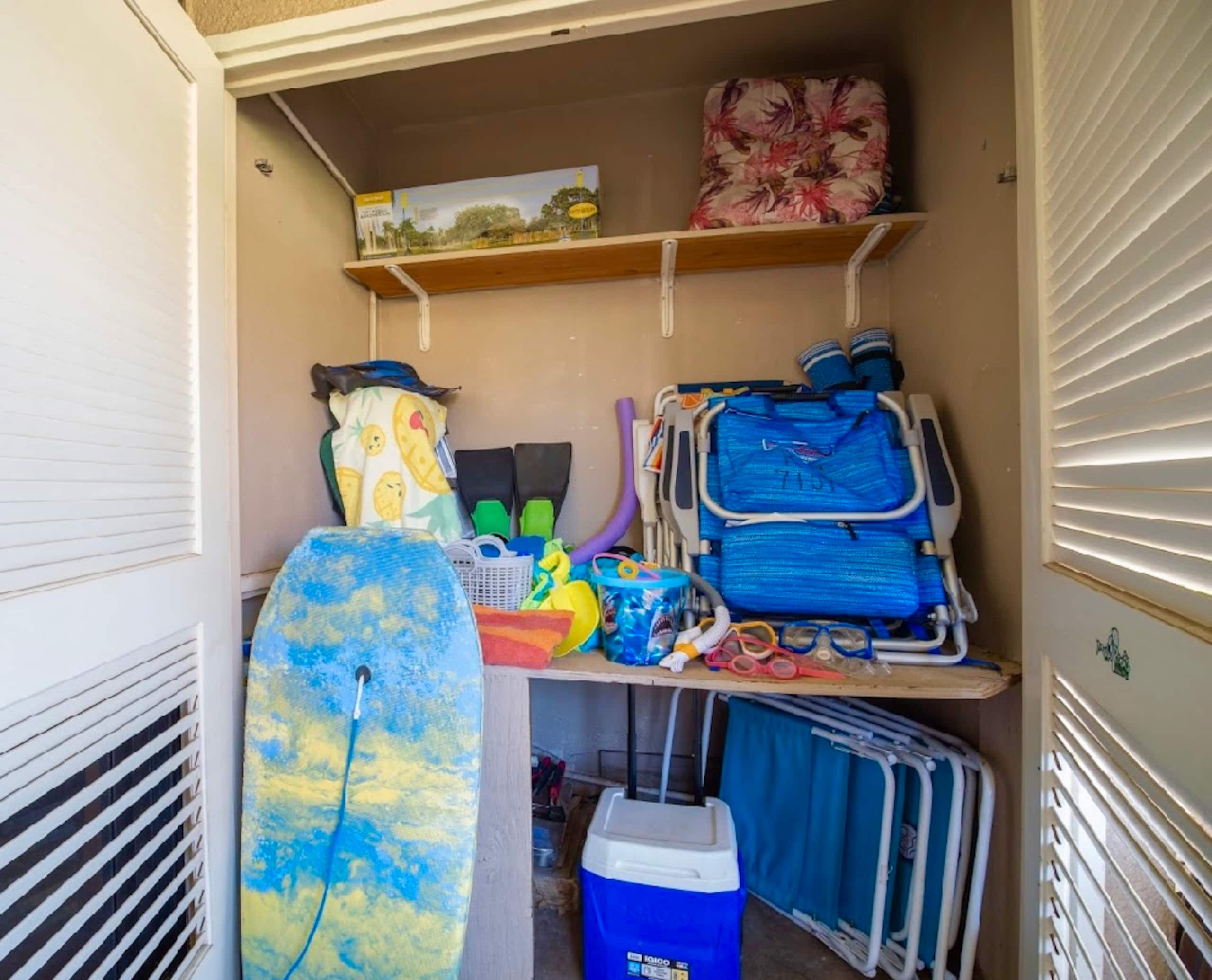40% off price. Ocean view Steps from the beach. - Image 31