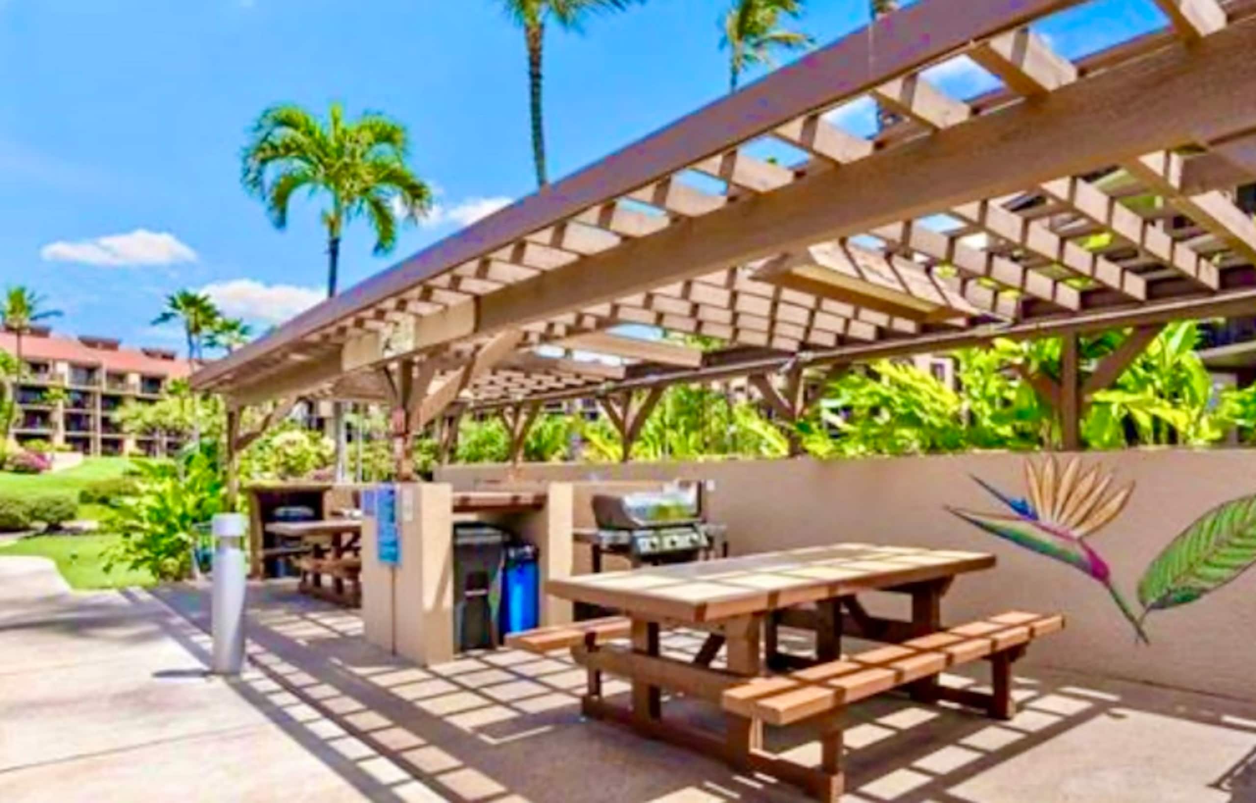 40% off price. Ocean view Steps from the beach. - Image 44