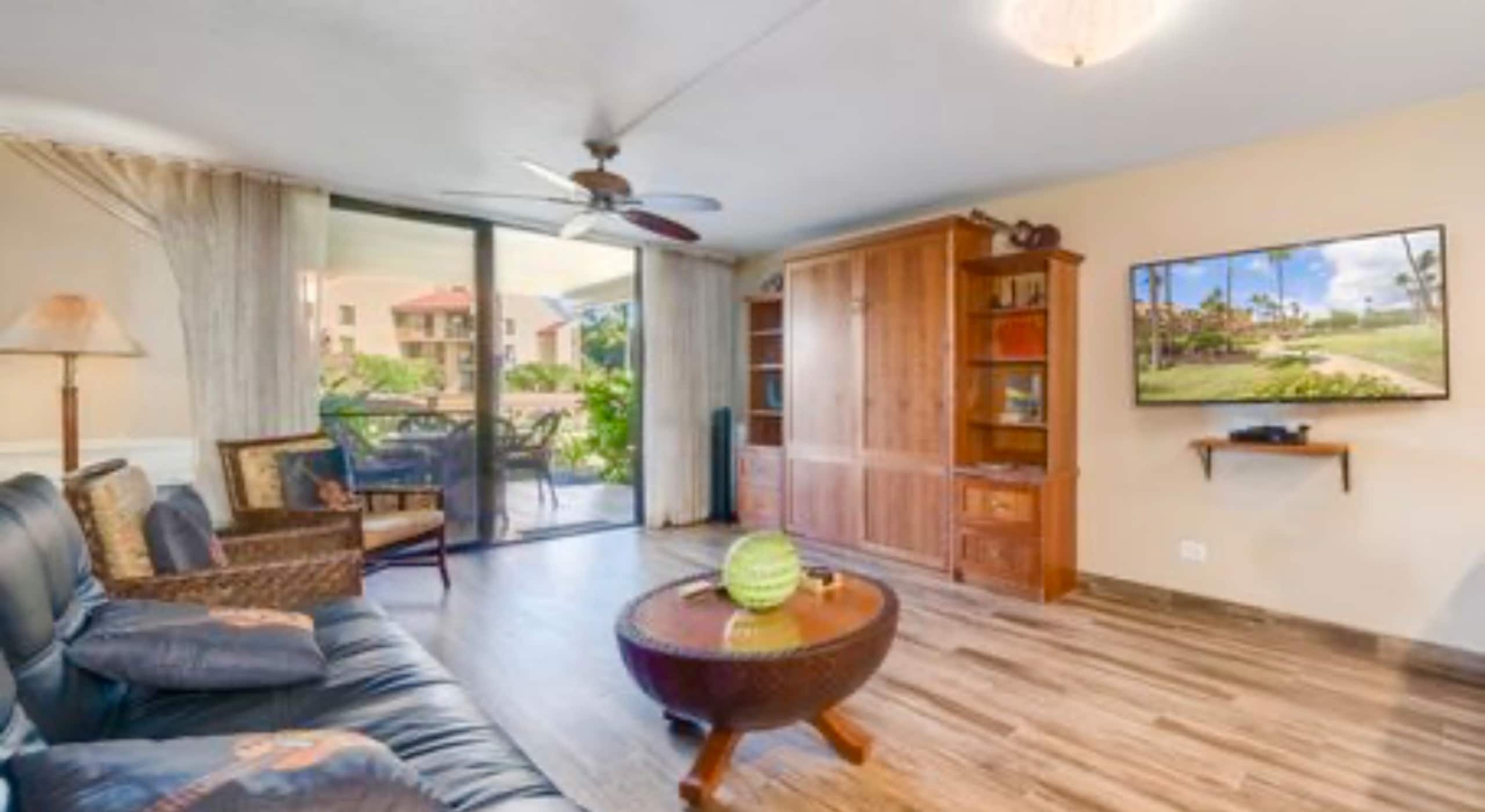 40% off price. Ocean view Steps from the beach. - Image 2