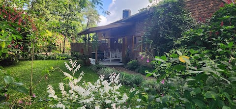 Nature Retreat - Bibi's Cottage new listing