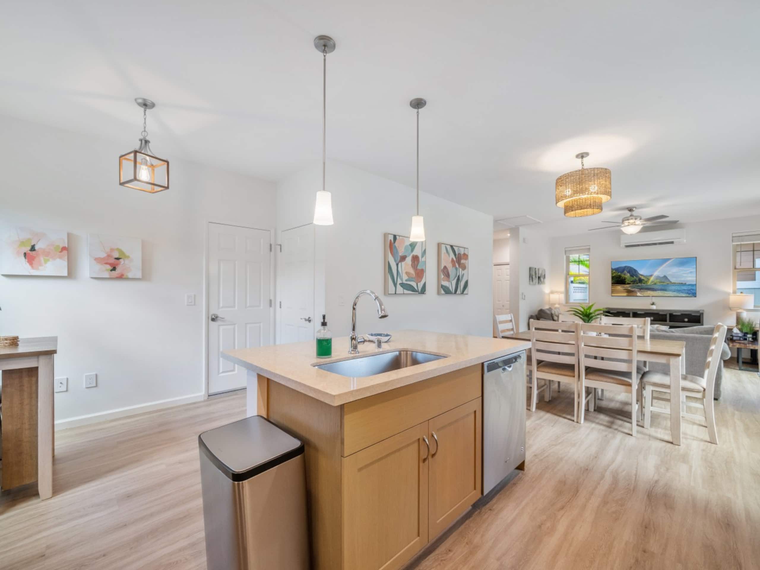 Home in Makaha Valley · ★4.99 · 4 bedrooms · 6 beds · 2.5 private baths - Image 23
