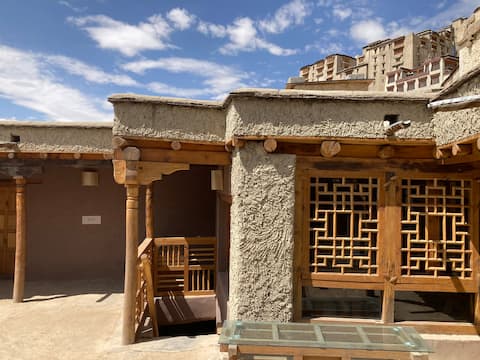 Himalayan Bauhaus Residence-Deluxe