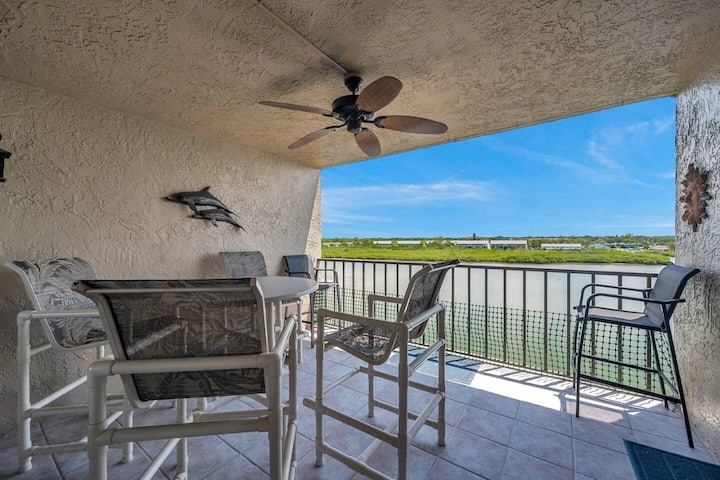 Pet-friendly Waterfront Condo In Indian Shores - Redington Beach, FL