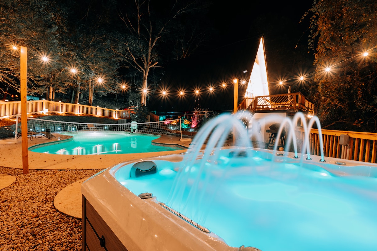 Expansive views of nature that invite contemplation throughout the day.