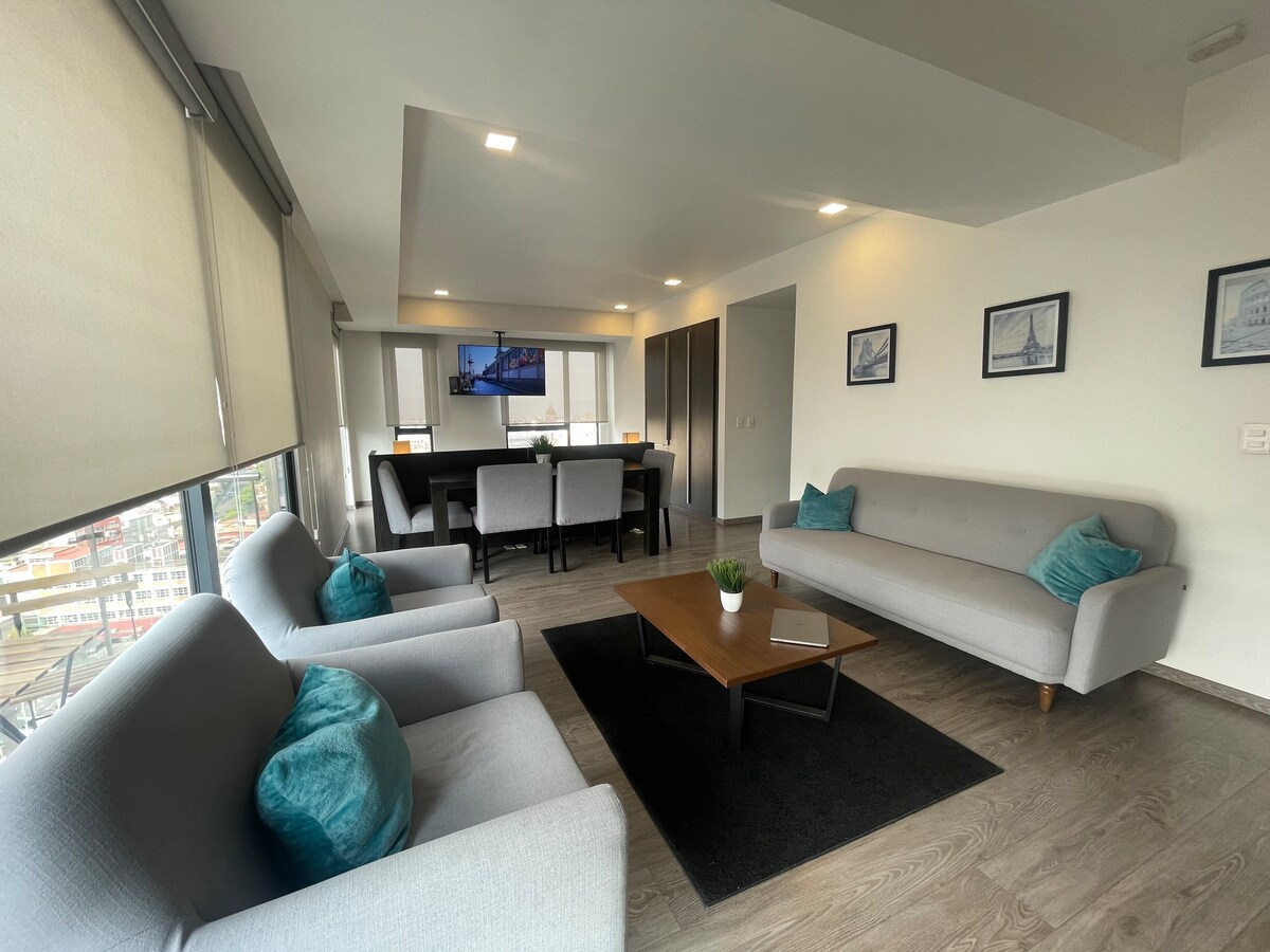Successful Airbnb property: Open concept apartment with excellent view of Toluca in Toluca De Lerdo