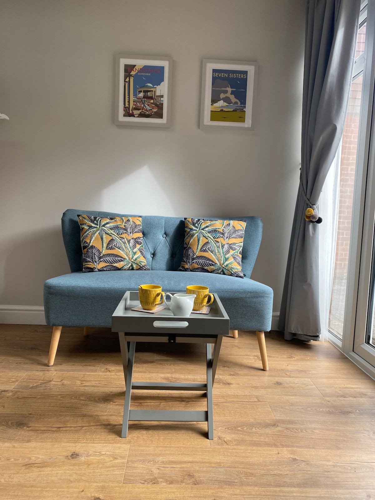 Popular Airbnb listing: Coastal Cabin near Beach & Downs in Willingdon And Jevington