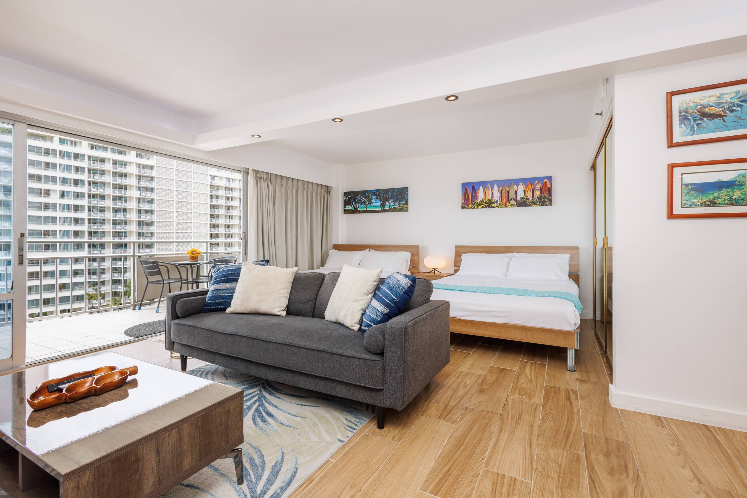 Condo in Honolulu · ★4.98 · 1 bedroom · 2 beds · 1 bath - Image 5