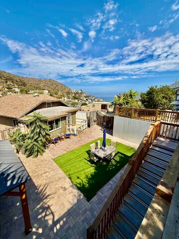 Hilltop Penthouse 2BD/2BA+Golf Cart+AC! gallery image 4