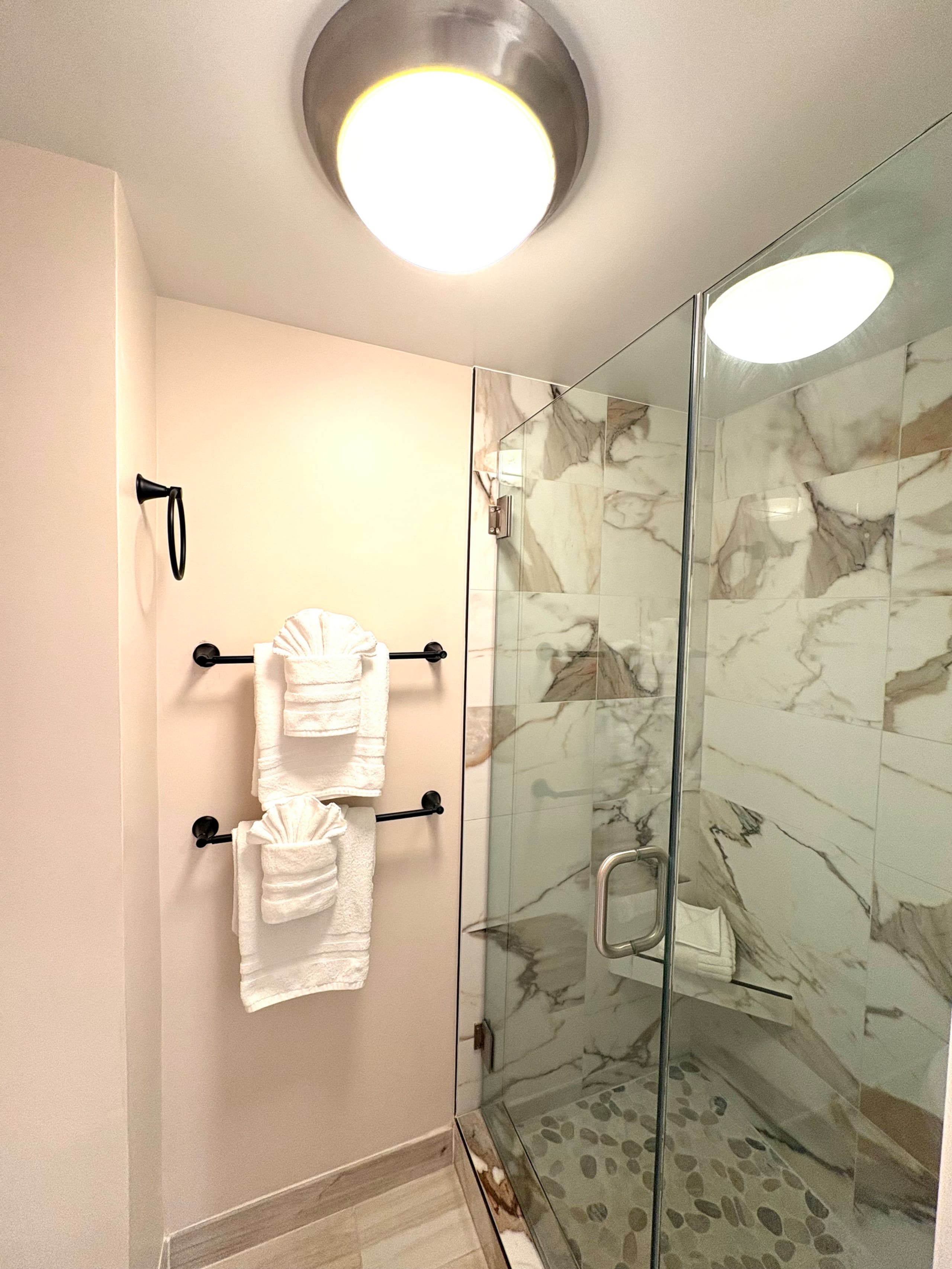 Condo in Lahaina · ★4.8 · 1 bedroom · 2 beds · 1 bath - Image 19