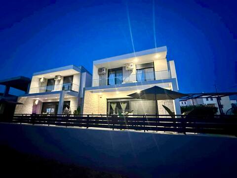 Sunset Villa