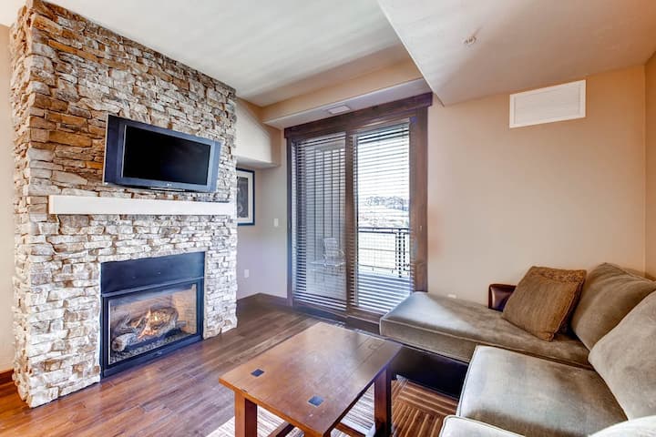 Beautiful Studio Trailhead Lodge 2nd-floor - Steamboat Springs, CO