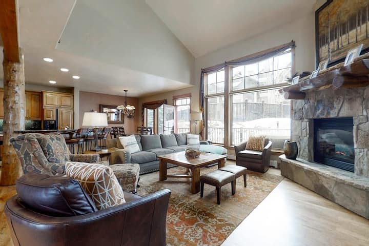 4br | Pool | Hot Tub | W/d | Fireplace | Deck - Steamboat Springs, CO