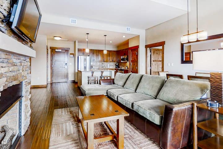 Plush 2br Valleyview Trailhead Lodge 5th-floor - Steamboat Springs, CO