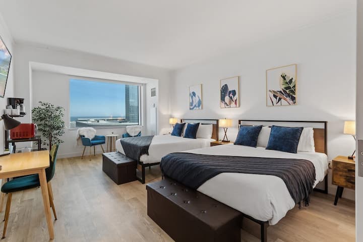 Modern Double Queen Room | Cozysuites 35 - 大西洋城