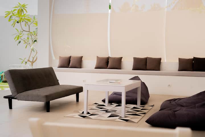 5min Walk -> Kuta | 460m2 | Carpark | Single Level - Lombok