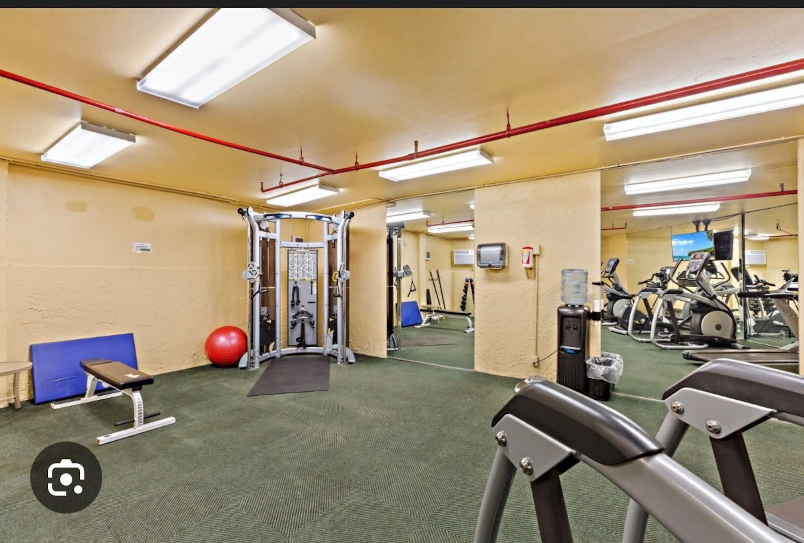 Condo in Lahaina · ★4.88 · Studio · 1 bed · 1 private bath - Image 12