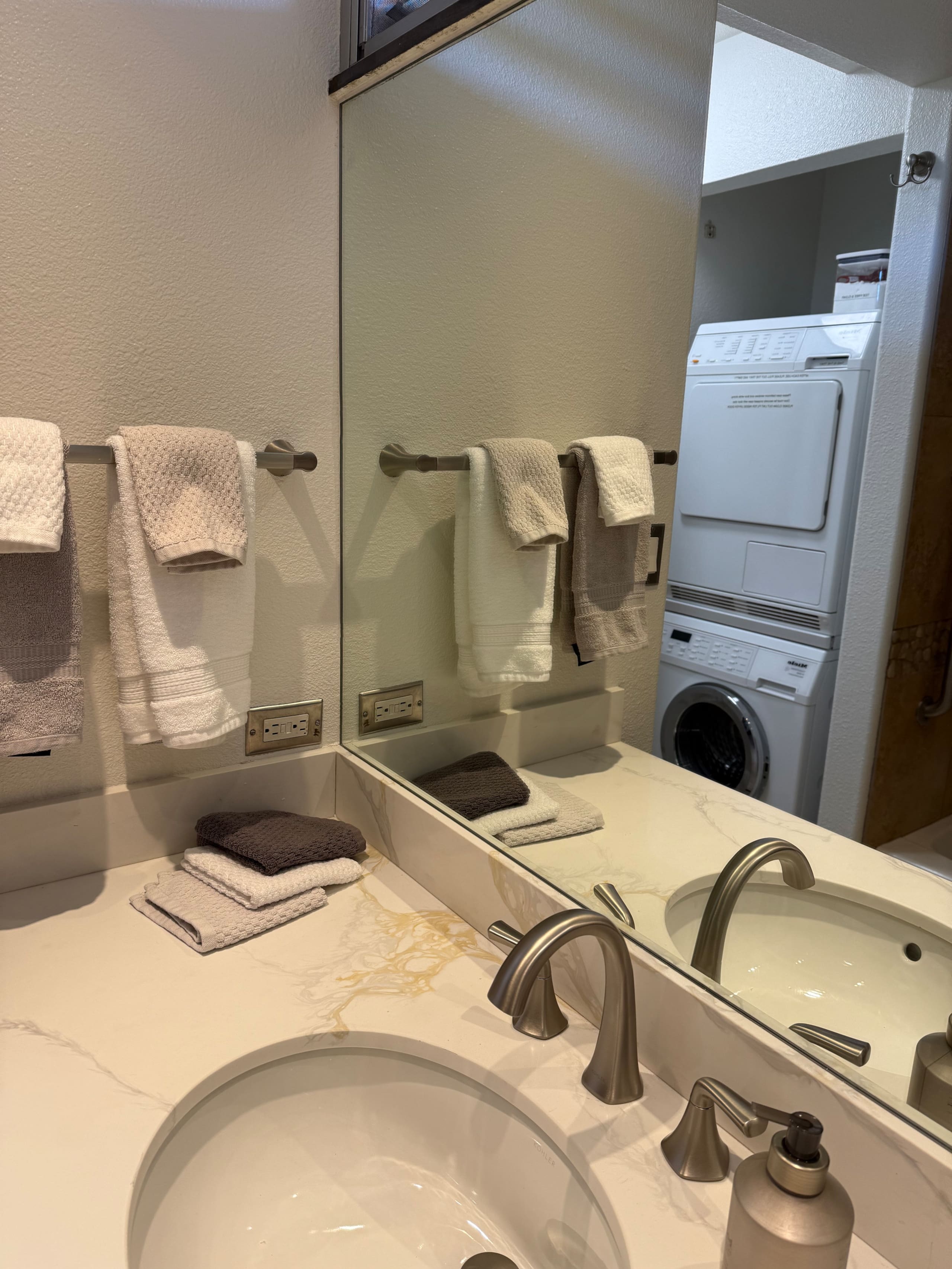 Condo in Lahaina · ★4.88 · Studio · 1 bed · 1 private bath - Image 6
