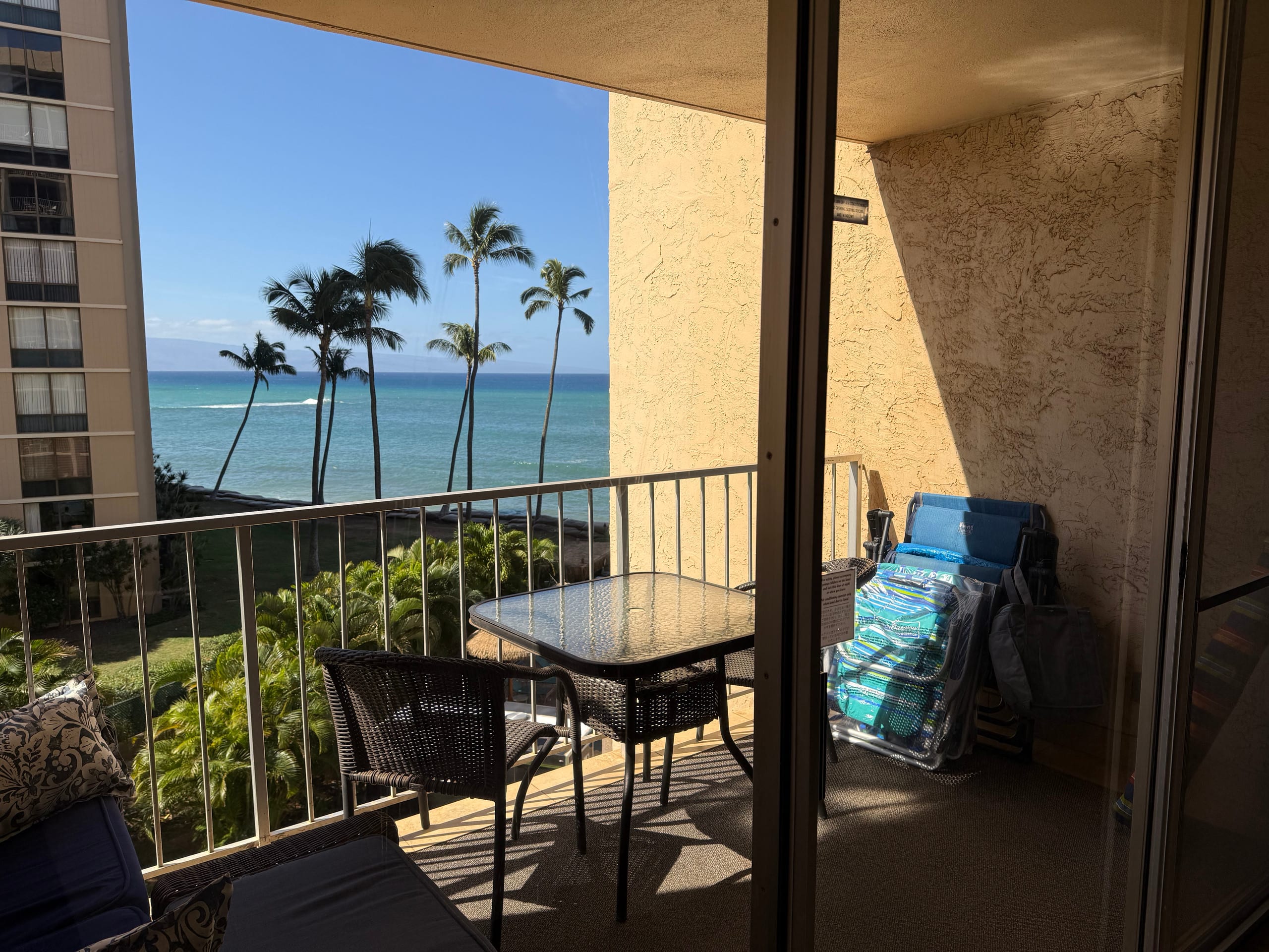 Condo in Lahaina · ★4.88 · Studio · 1 bed · 1 private bath - Image 10