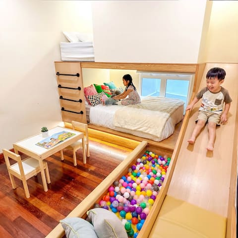 Top Floor | Legoland Slides | 3BR Family