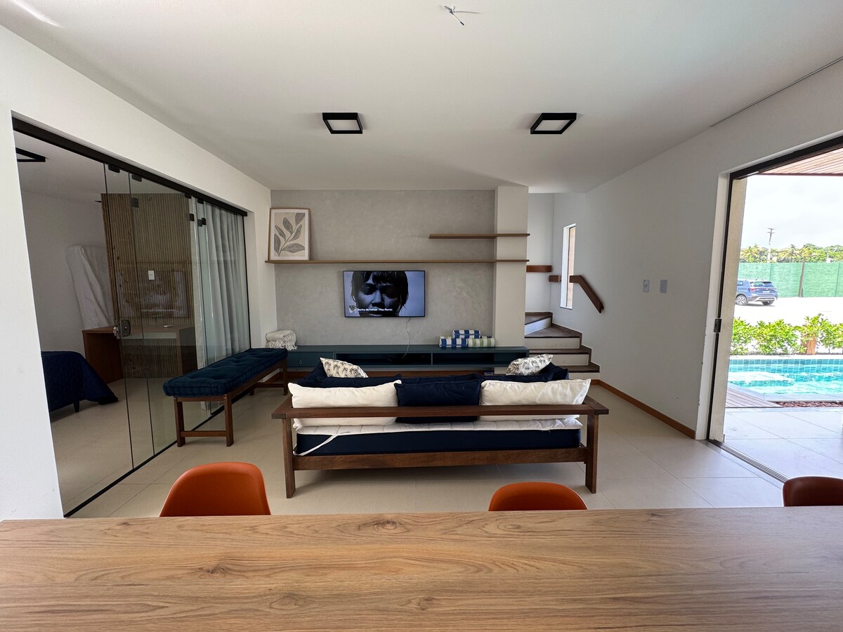 Popular Airbnb listing: 3 suites with Air Air Conditioning, Private Pool and Hydro in Mata De São João