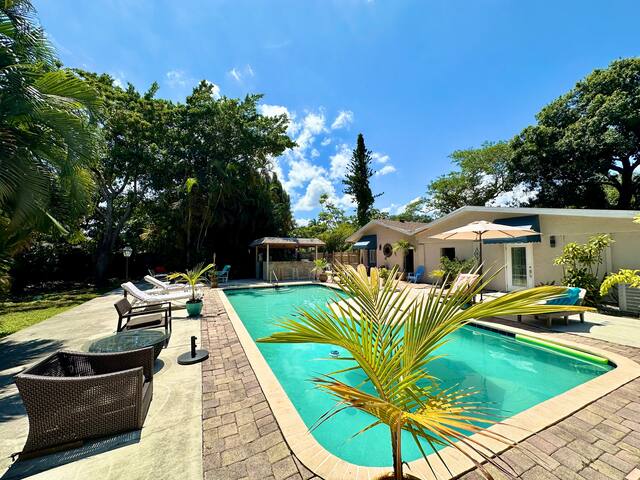 Authentic Villa Fort Lauderdale with pool gallery image 4