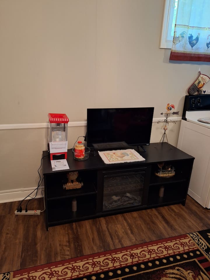 Suburban Cozy Nest Near Ft. Lee With Hottub - Fort Lee, VA