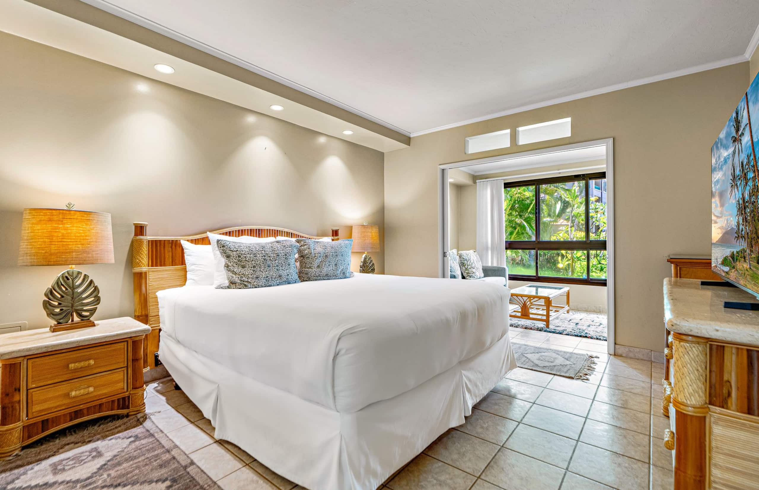 Condo in Lahaina · ★4.89 · 2 bedrooms · 3 beds · 2 baths - Image 18