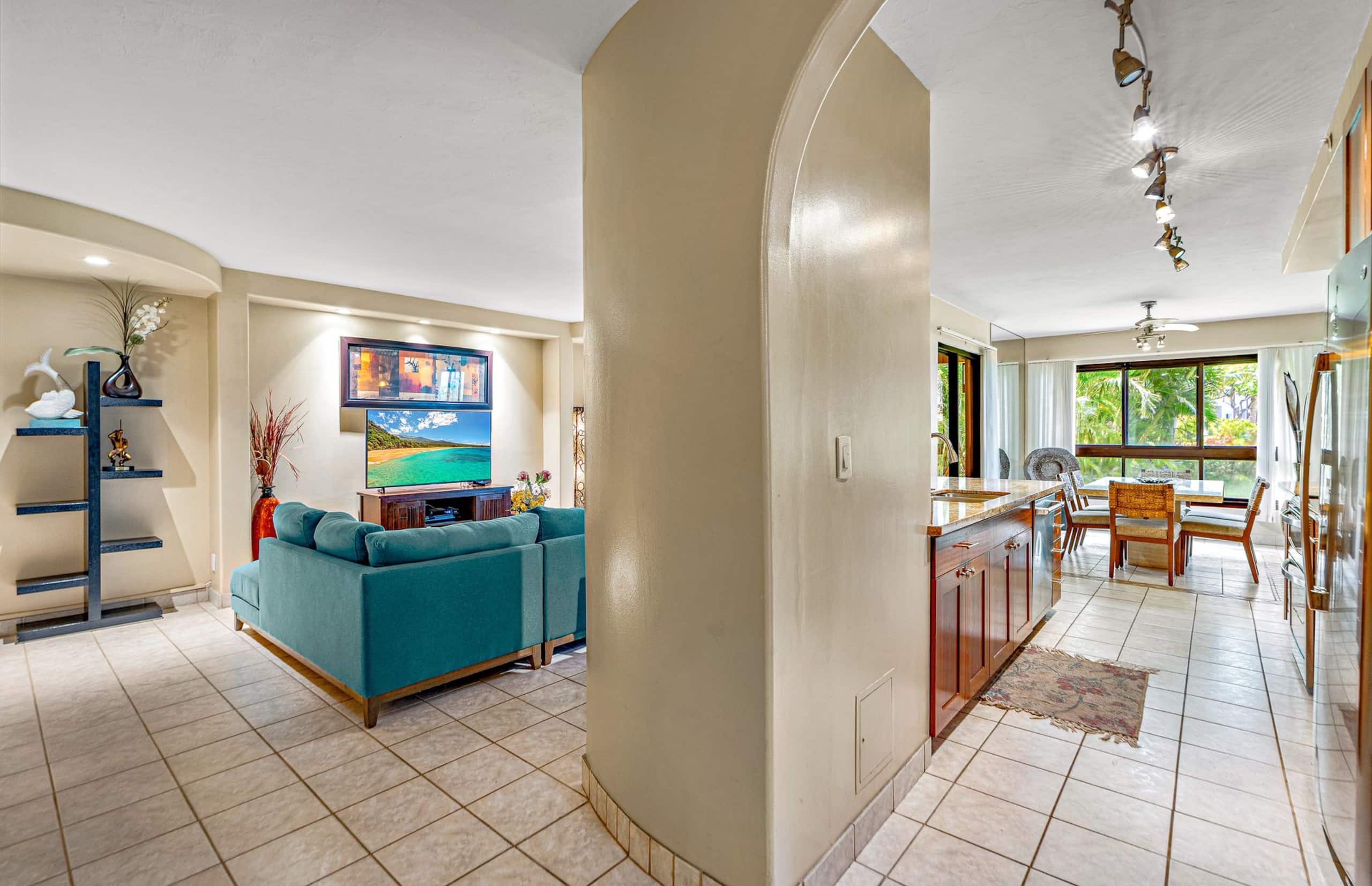 Condo in Lahaina · ★4.89 · 2 bedrooms · 3 beds · 2 baths - Image 16