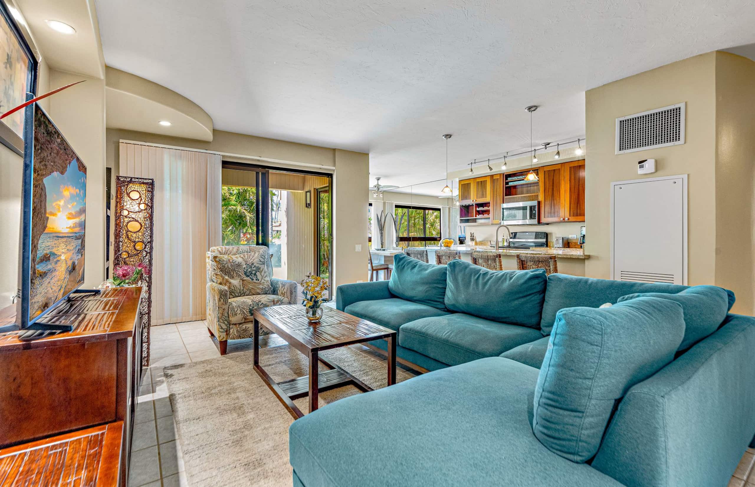 Condo in Lahaina · ★4.89 · 2 bedrooms · 3 beds · 2 baths - Image 7