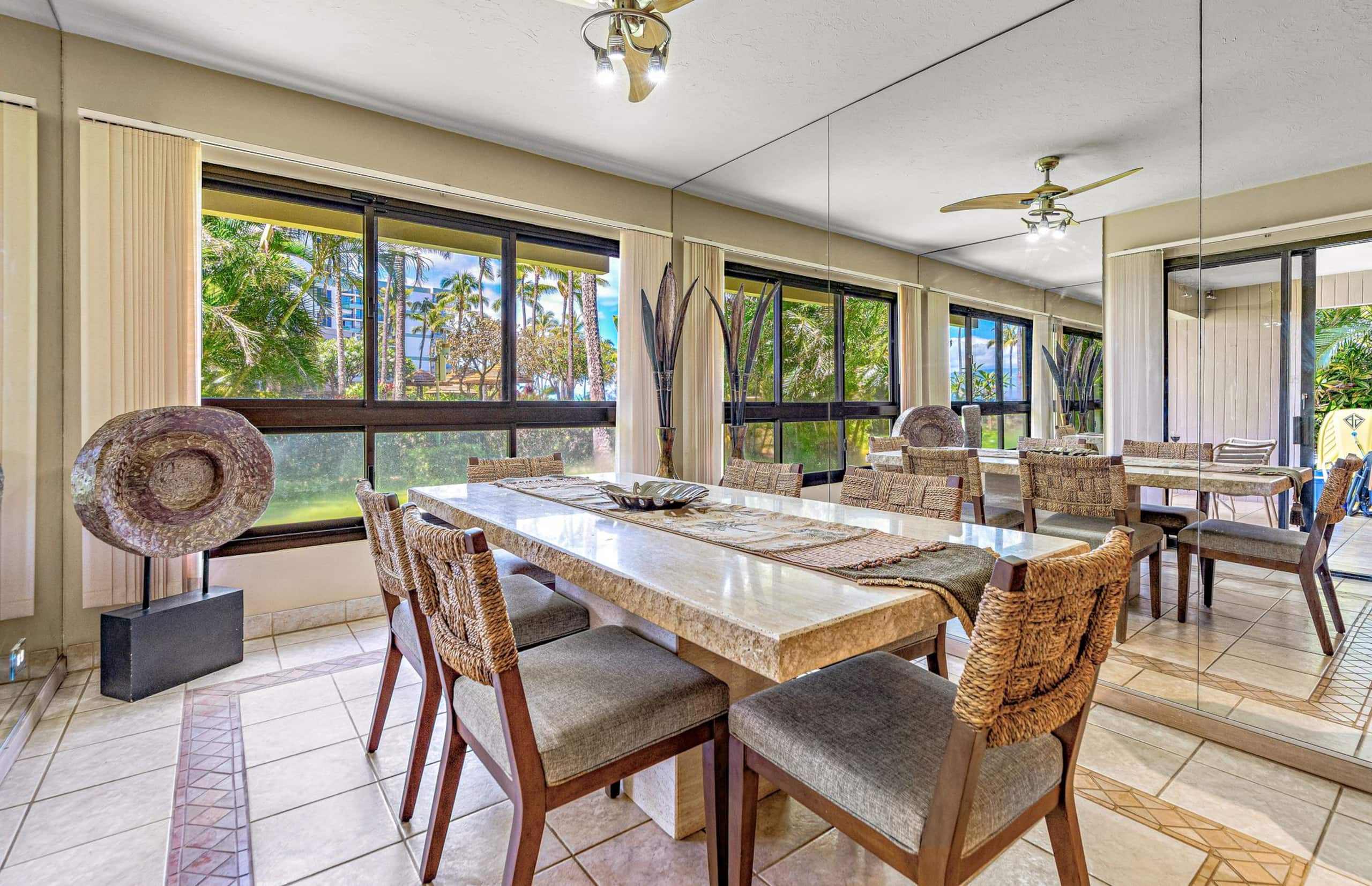 Condo in Lahaina · ★4.89 · 2 bedrooms · 3 beds · 2 baths - Image 11