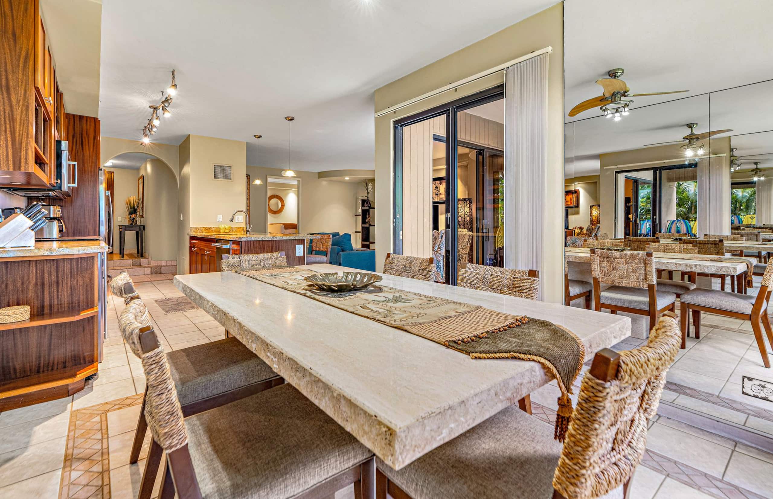 Condo in Lahaina · ★4.89 · 2 bedrooms · 3 beds · 2 baths - Image 12