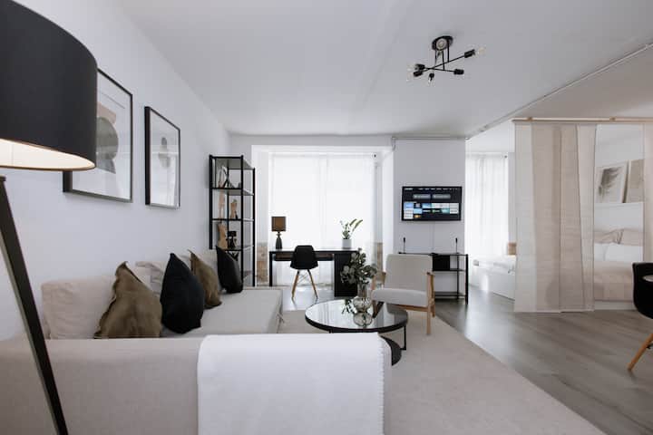 Wunderschönes Studio Im P-berg (Pkw Stellplatz) - Berlin