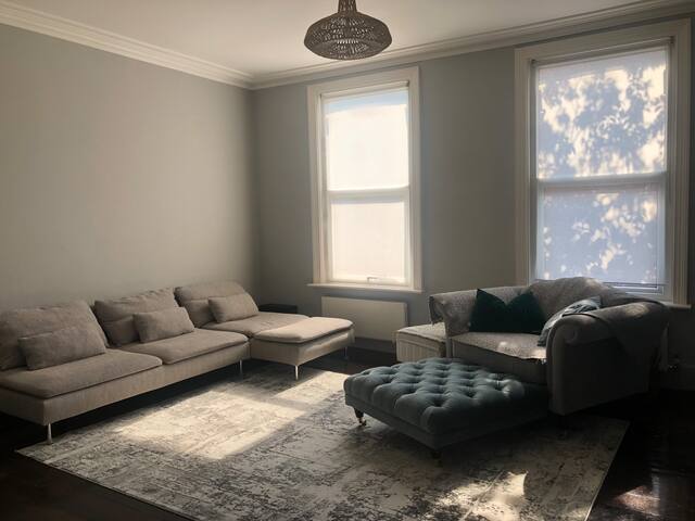 Maisonnette moderne 4 chambres à West Londres gallery image 2