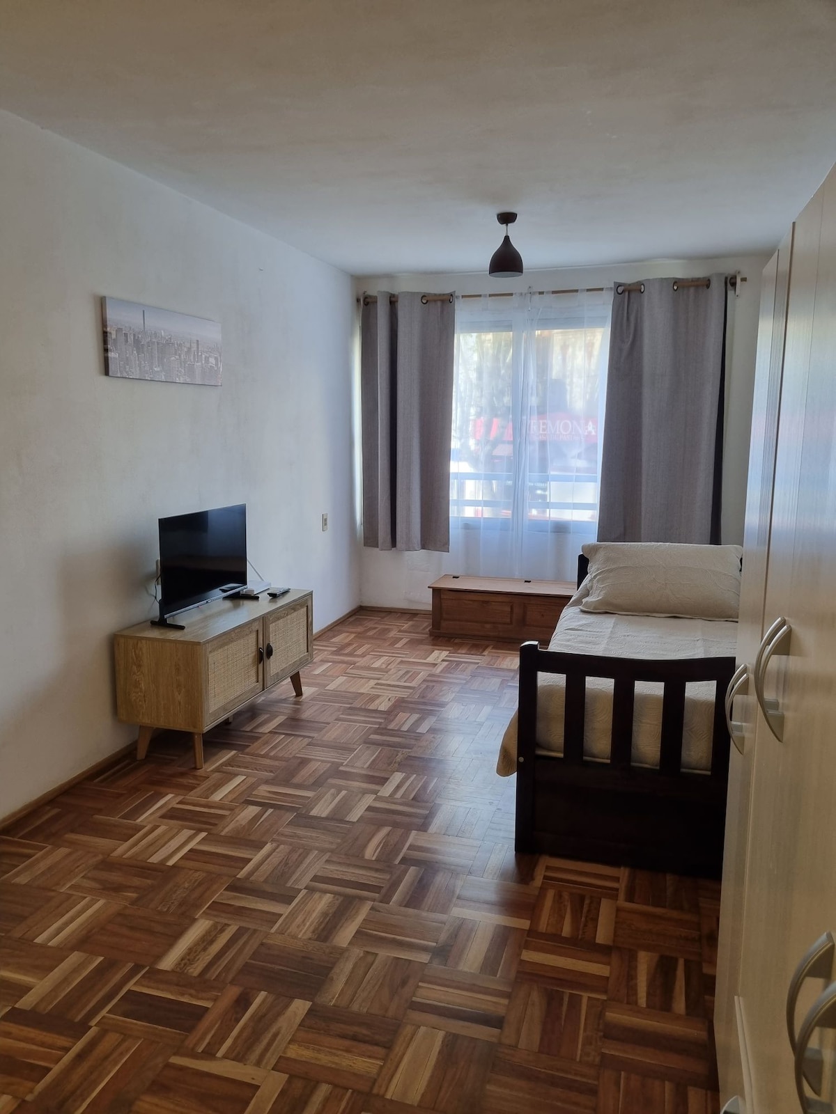 Successful Airbnb property: A beautiful apartment in a good location and well-lit. in Punta Carretas