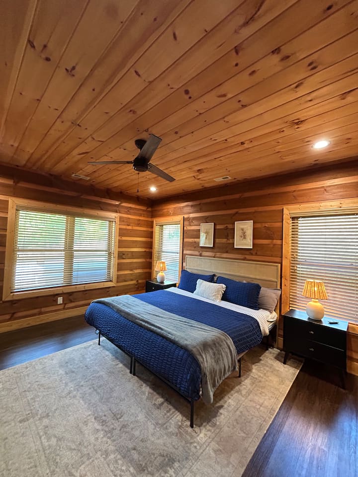 Main level King bedroom, with smart TV and ensuite bathroom