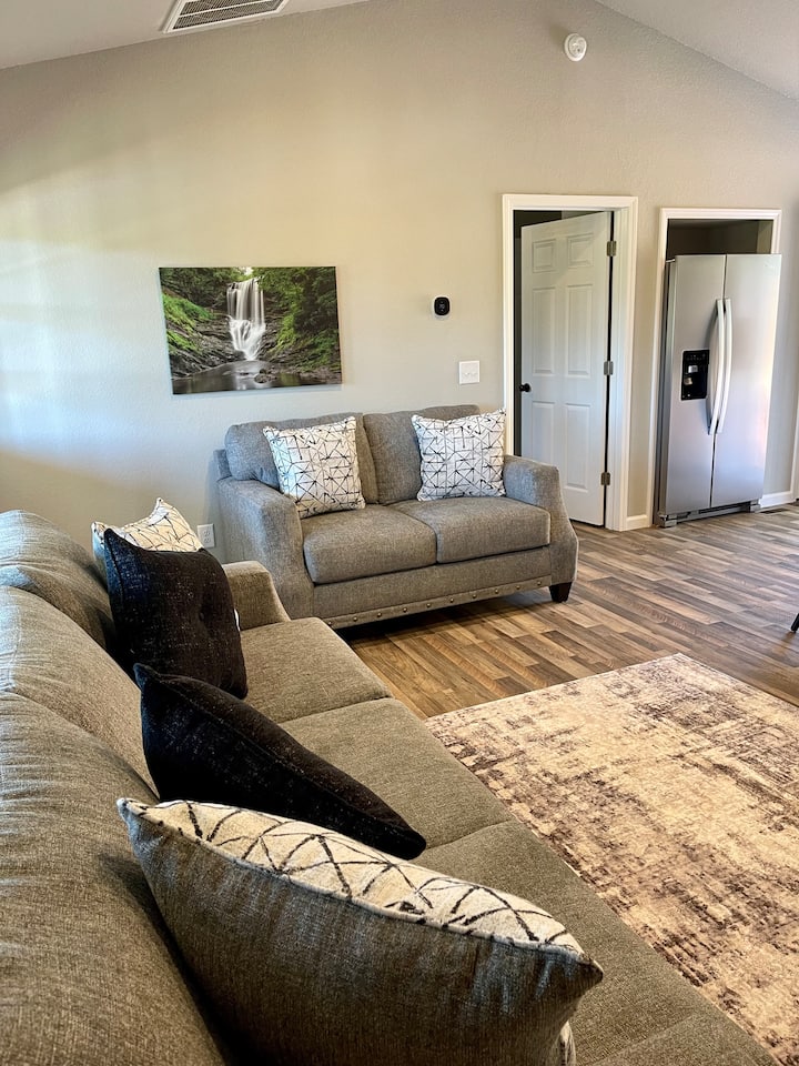 Relaxing Hillside Getaway - Franklin, NC