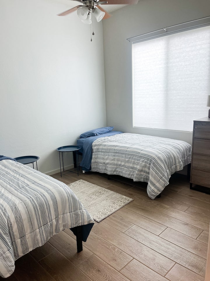 საძინებელი 1