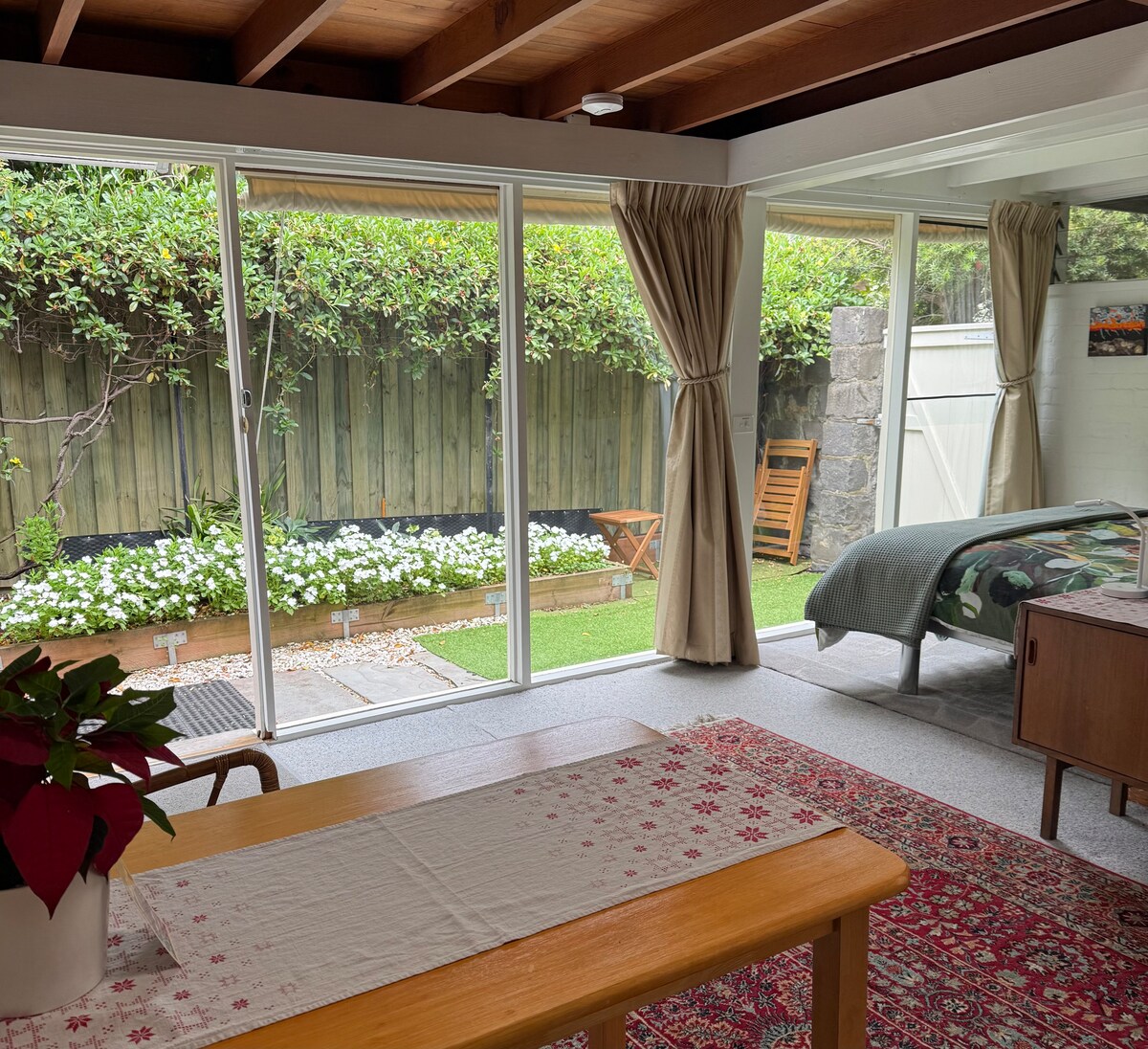 Top Airbnb: Quiet Cottage in East Melbourne