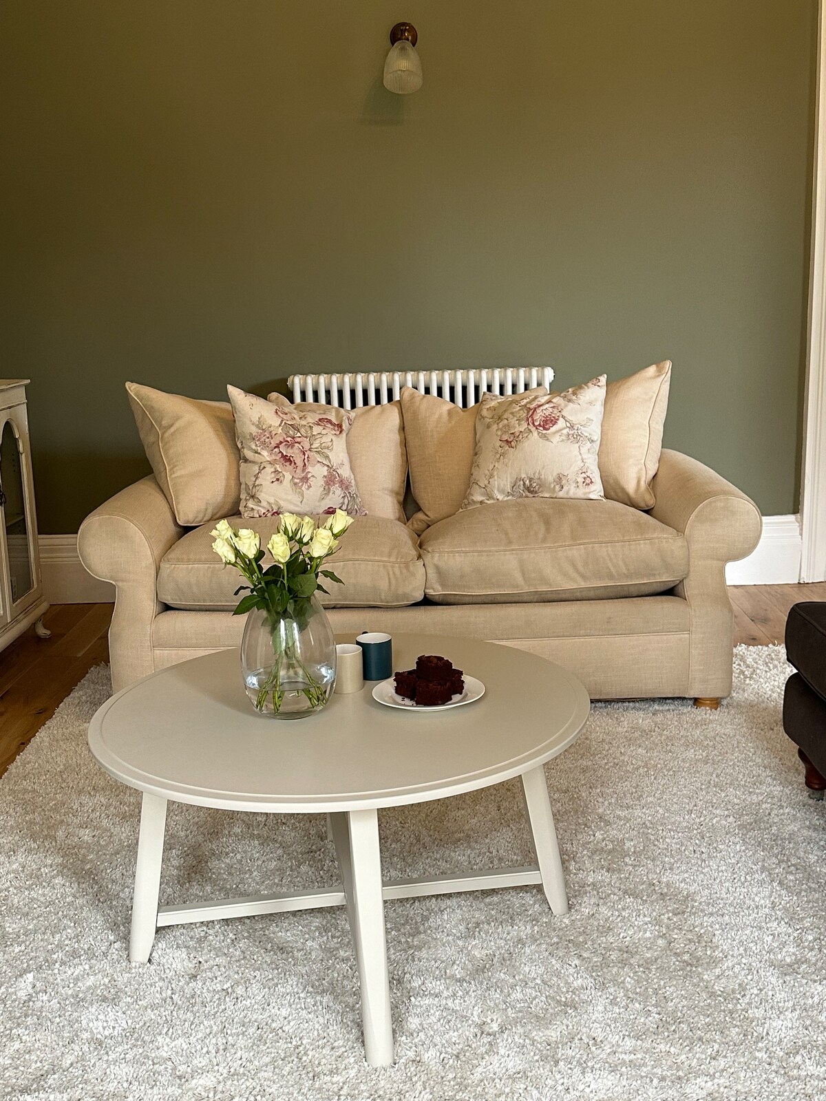 Top Airbnb: Beautiful Spacious 2 double bedroom apartment in Bristol