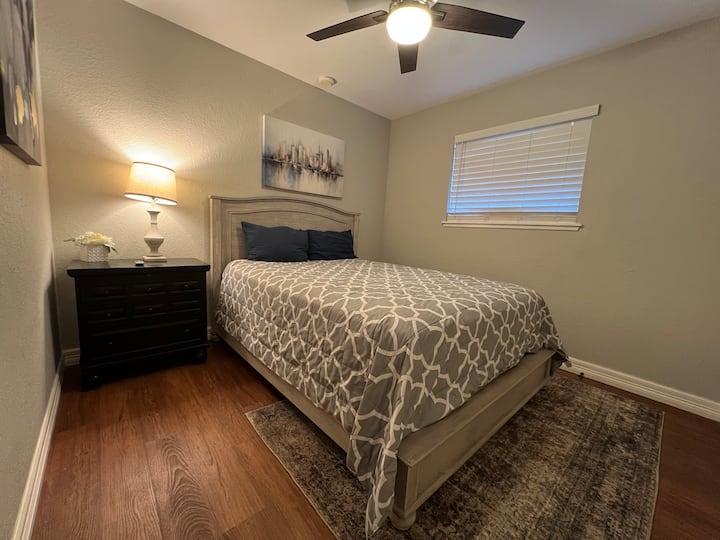 غرفة النوم 2