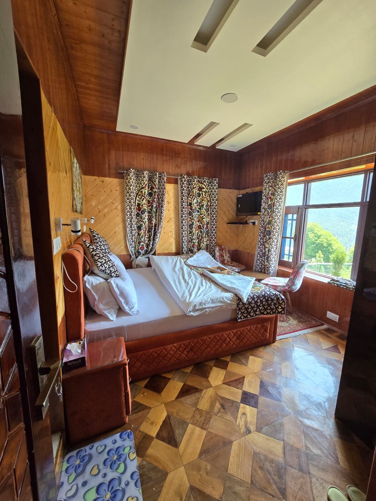 غرفة النوم 2