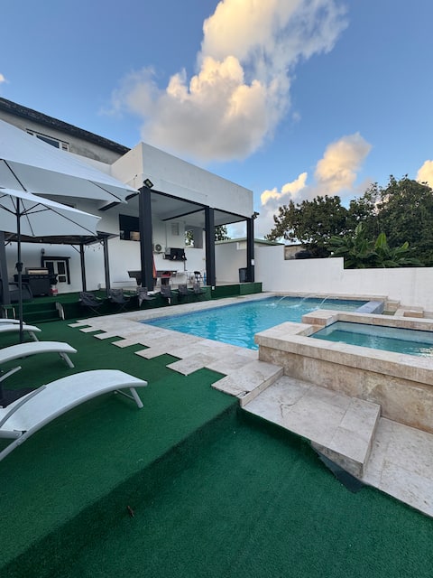El Paraisoo PR