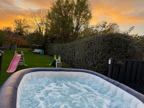 Fareham Heights 5BR Lrg Drive, Lux, Comfy Lazyspa