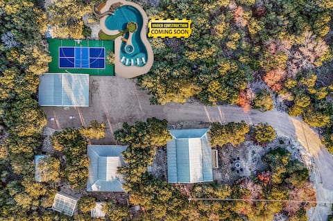 NEW POOL•16-acre Hilltop•Pickleball Court•Arcade
