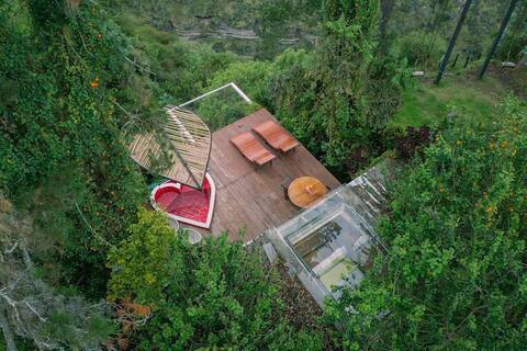 SkyView, secluded private abode
