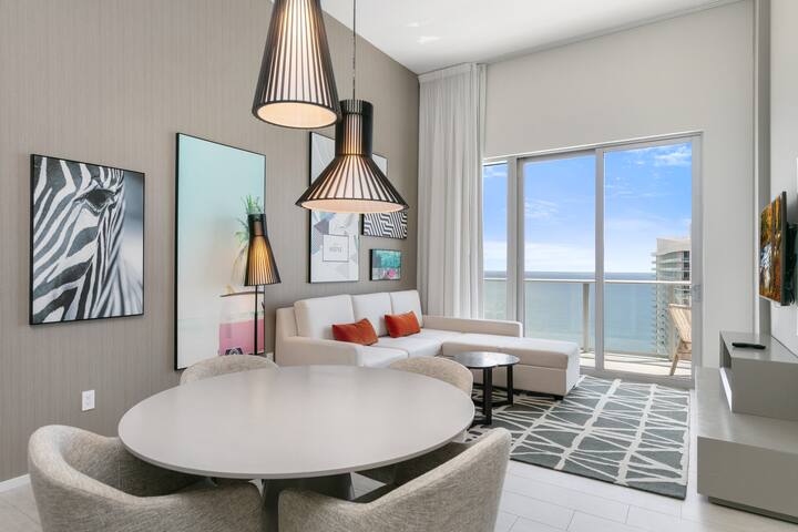 Beachfront 2/2 Penthouse at Hyde hotel gallery image 2