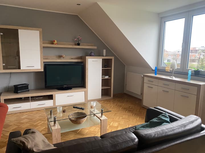Großzügige Zimmer / Appartment - Mönchengladbach